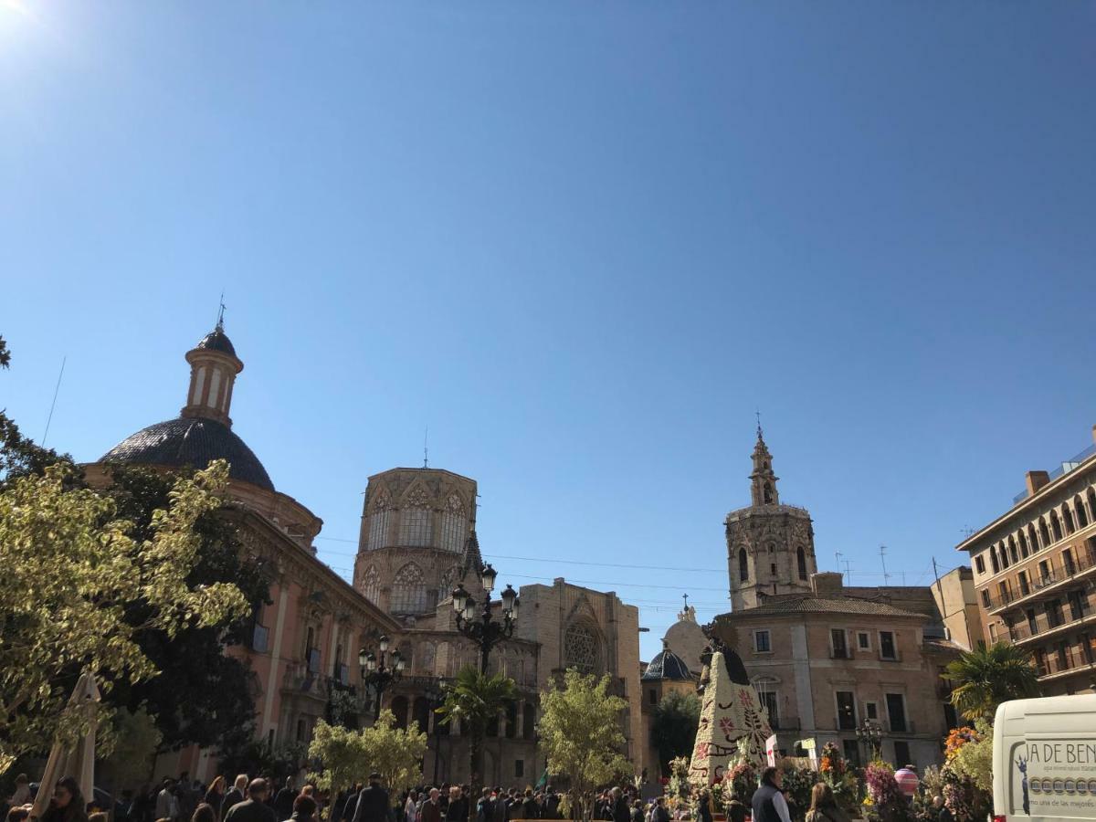 Serranos-Cathedral Valencia Exterior photo
